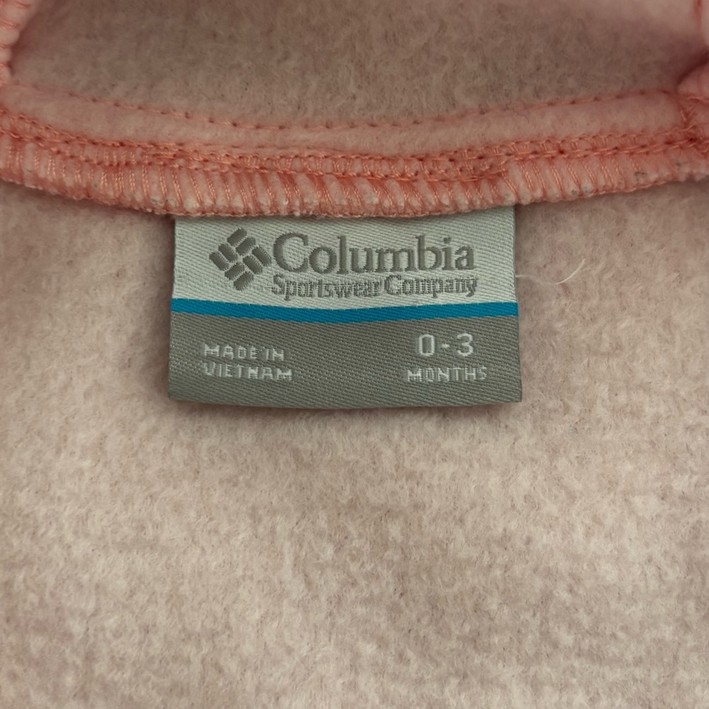 COLUMBIA Infant Fleece Snowsuit. Pink with Gray Trim. Size 0-3 Months. - Picture 8 of 12